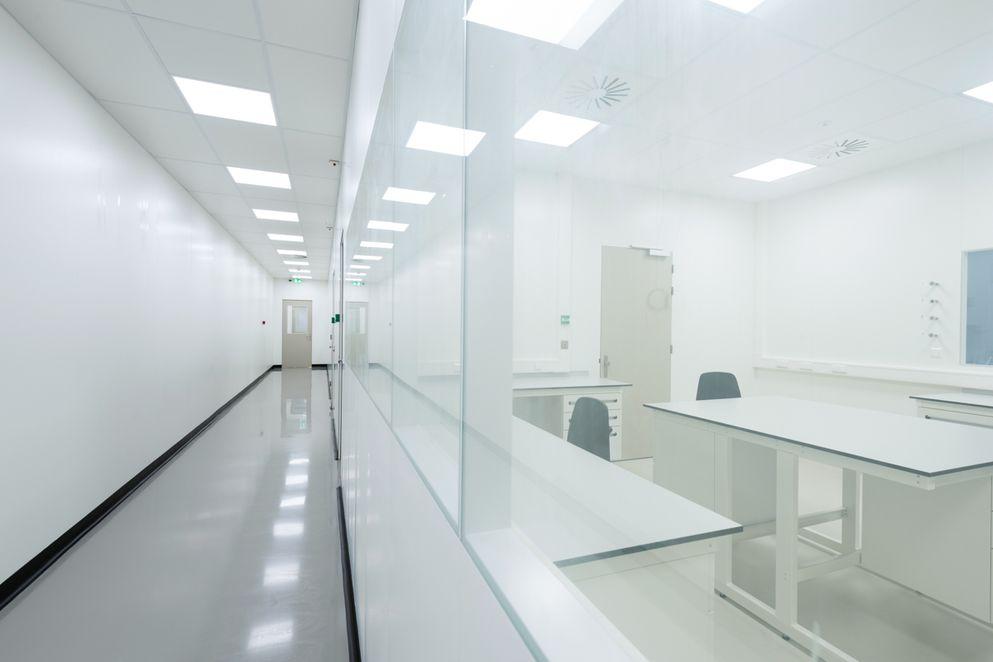 Cleanrooms op maat leiden tot efficiënter productieproces Sinclair Pharma