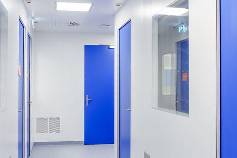 Interflow realiseert cleanroom en levert laminar air flow units aan Brocacef Ziekenhuisfarmacie