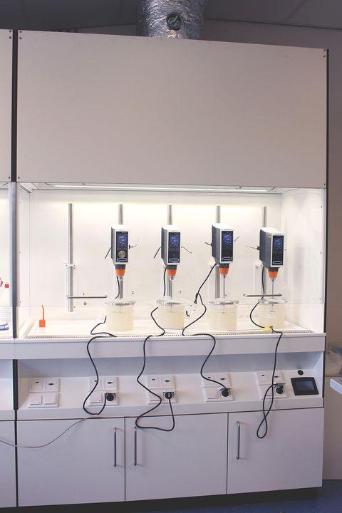 Interflow ontwerpt en levert speciale laminar air flow units aan Quirem